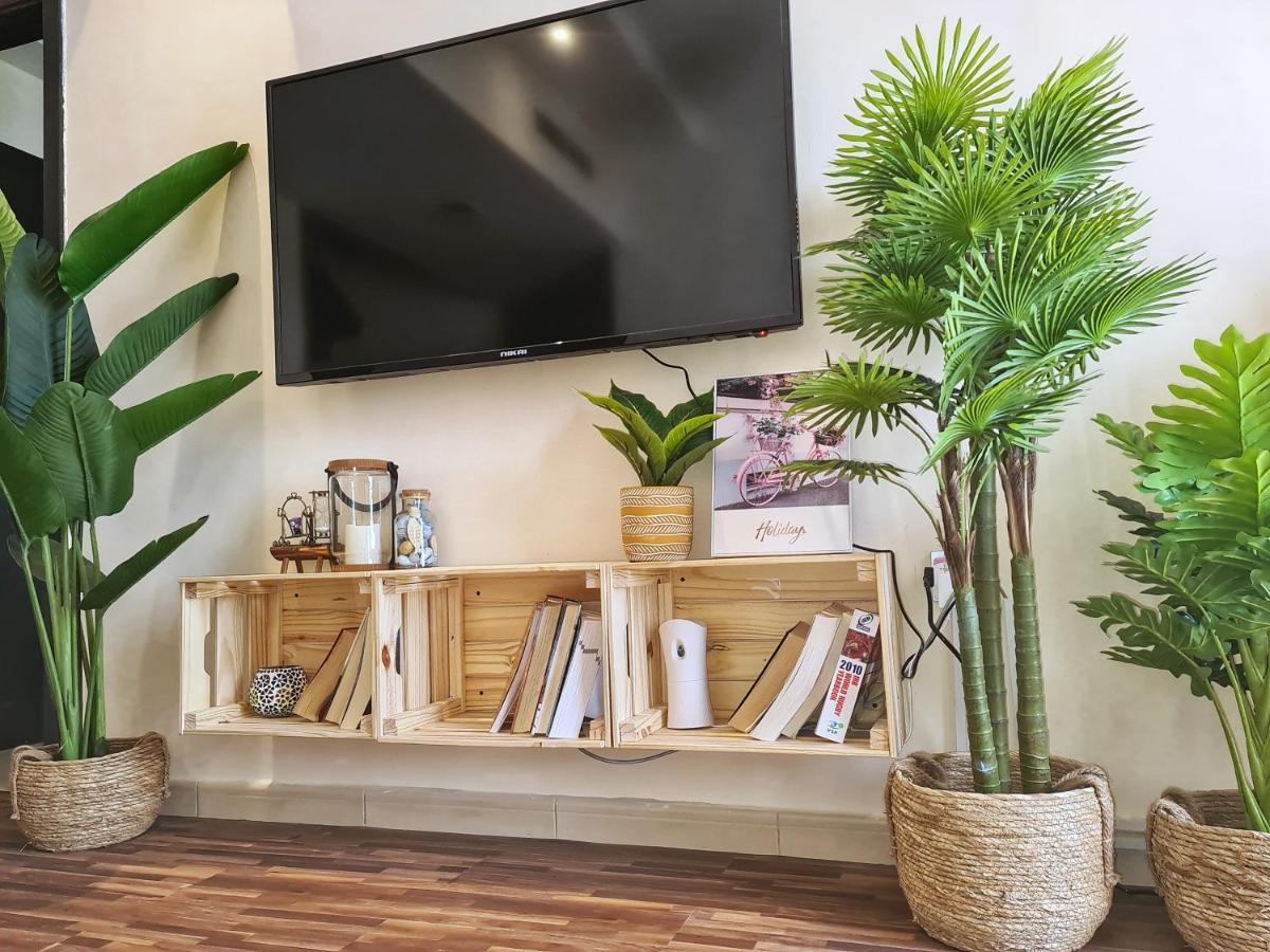 Green Sky Holiday With Shared Kitchen And Lounge Homestay *