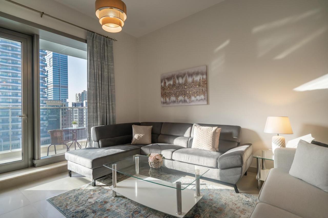 Higuests - Spacious For 5 With Spectacular Marina Views