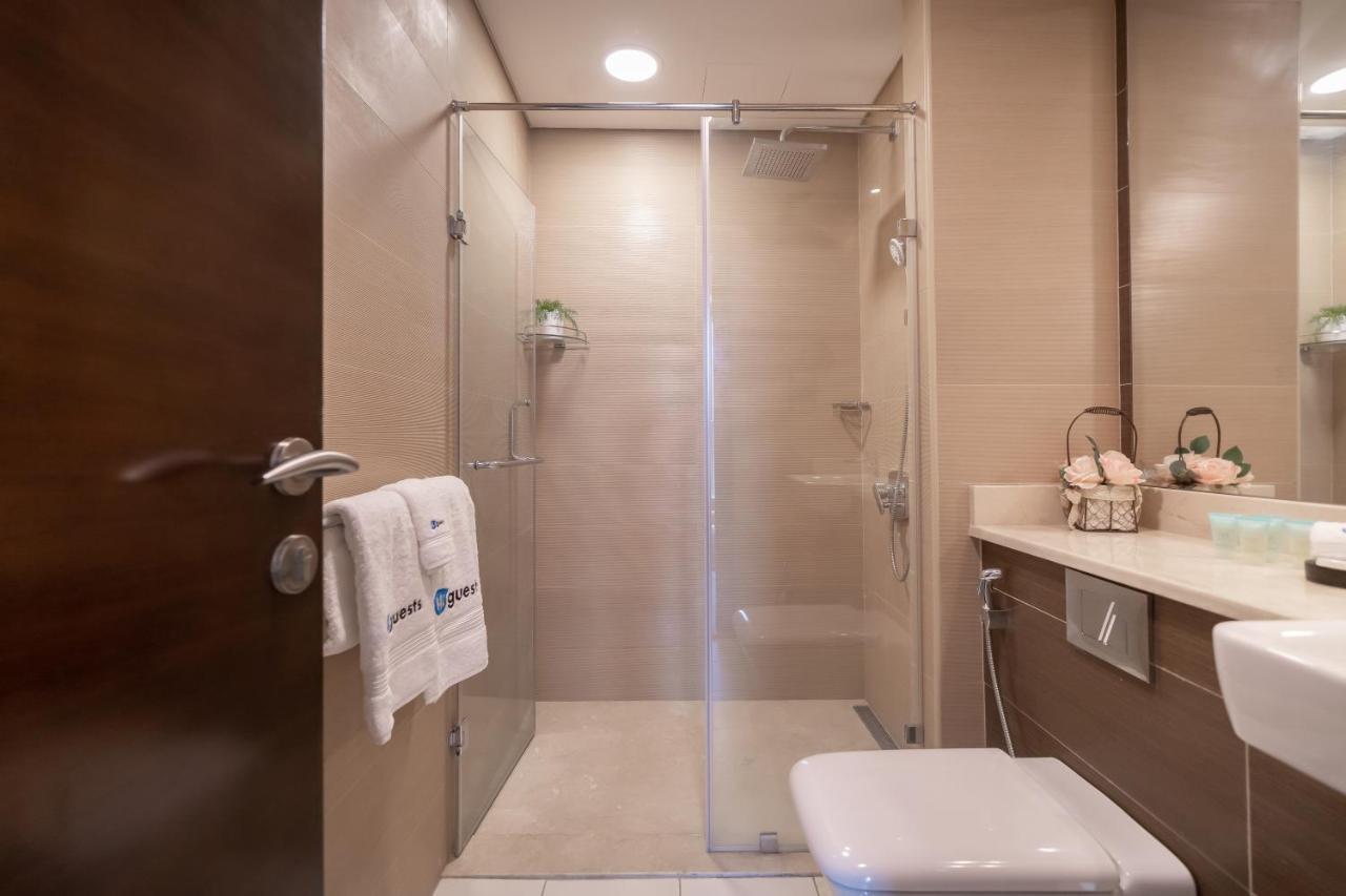 Apartment Higuests - Spacious For 5 With Spectacular Marina Views