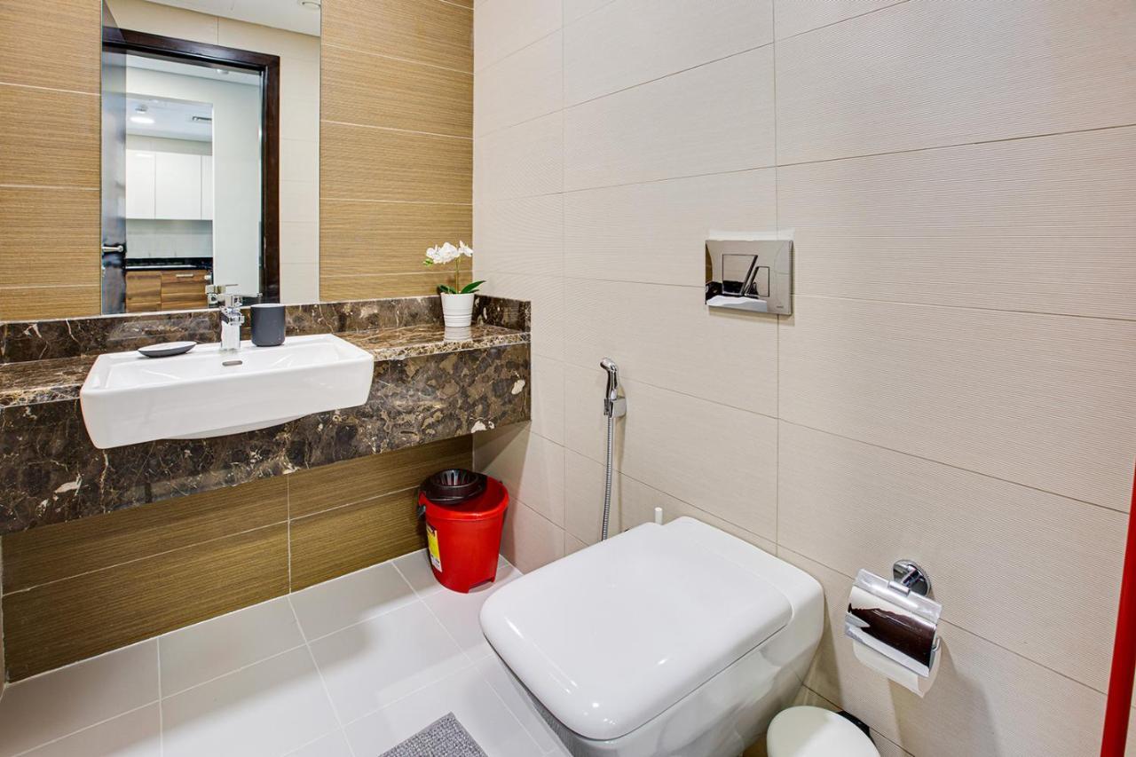 1bd In Sparkle Tower By Swarovsky Big Capacity Apartment