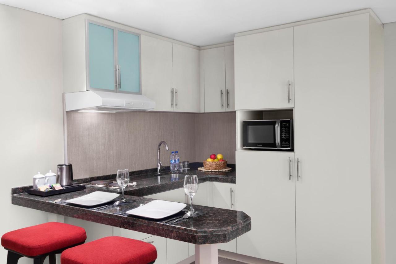 Leva And Suites, Opposite Downtown 4*