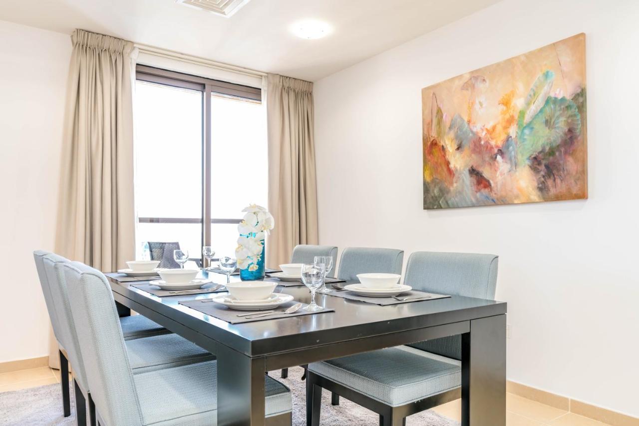 Livein Homes - Jbr Apartment *