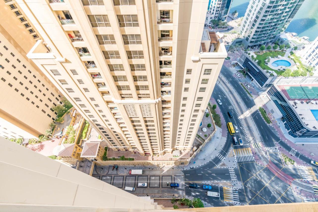 Livein Homes - Jbr Apartment *