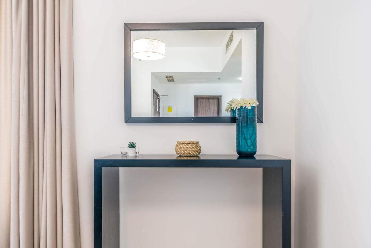 Livein Homes - Jbr Apartment Dubai