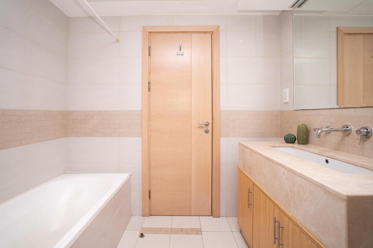 Rh- Blakely Tower, Marina, 2br Near Jbr Walk, Tram Stop Dubai
