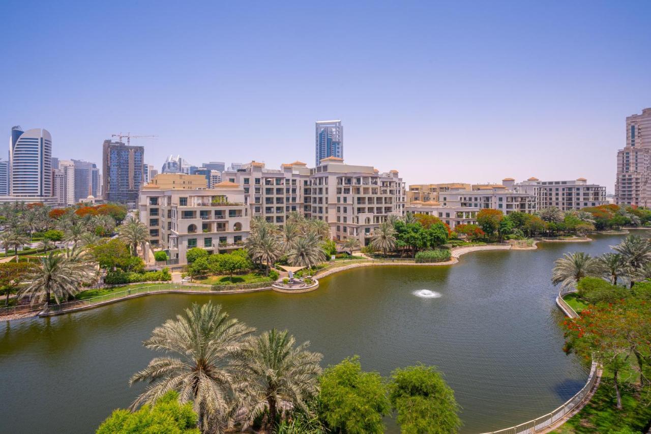 Rh - Beautiful Canal View, Sleek & Spacious Studio, Location Apartamento Dubai