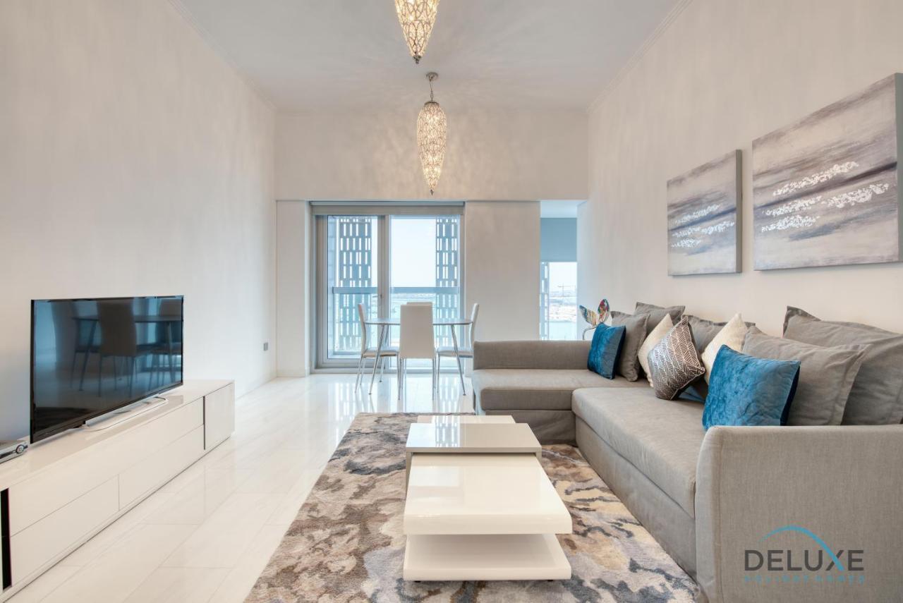 Sea Views 1br In The Heart Of Marina By Deluxe Homes