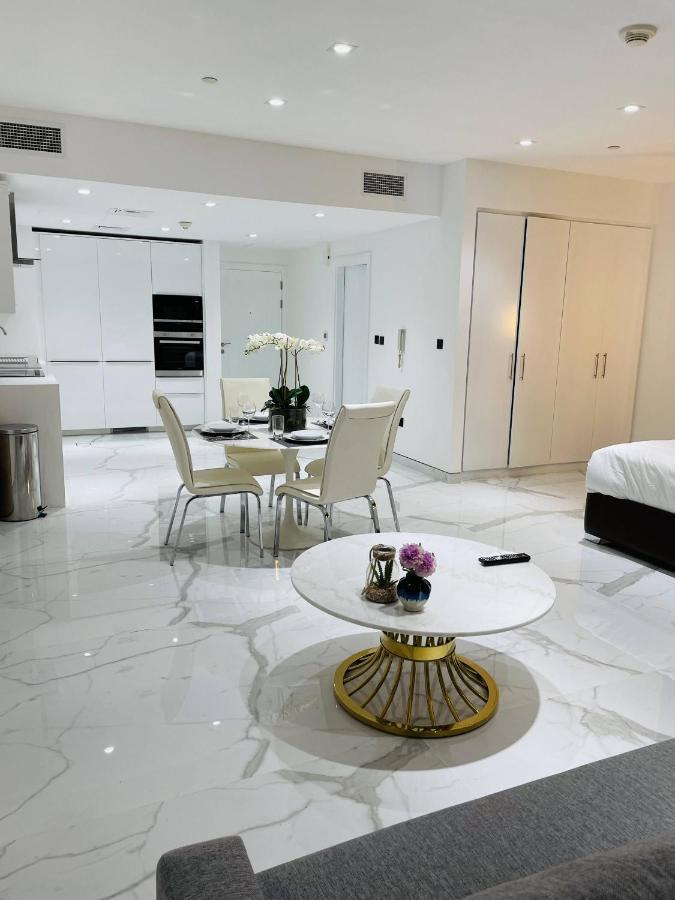 Apartamento Luxury Casa Premium - With Full Kitchen, Balcony At Jbr Dubai