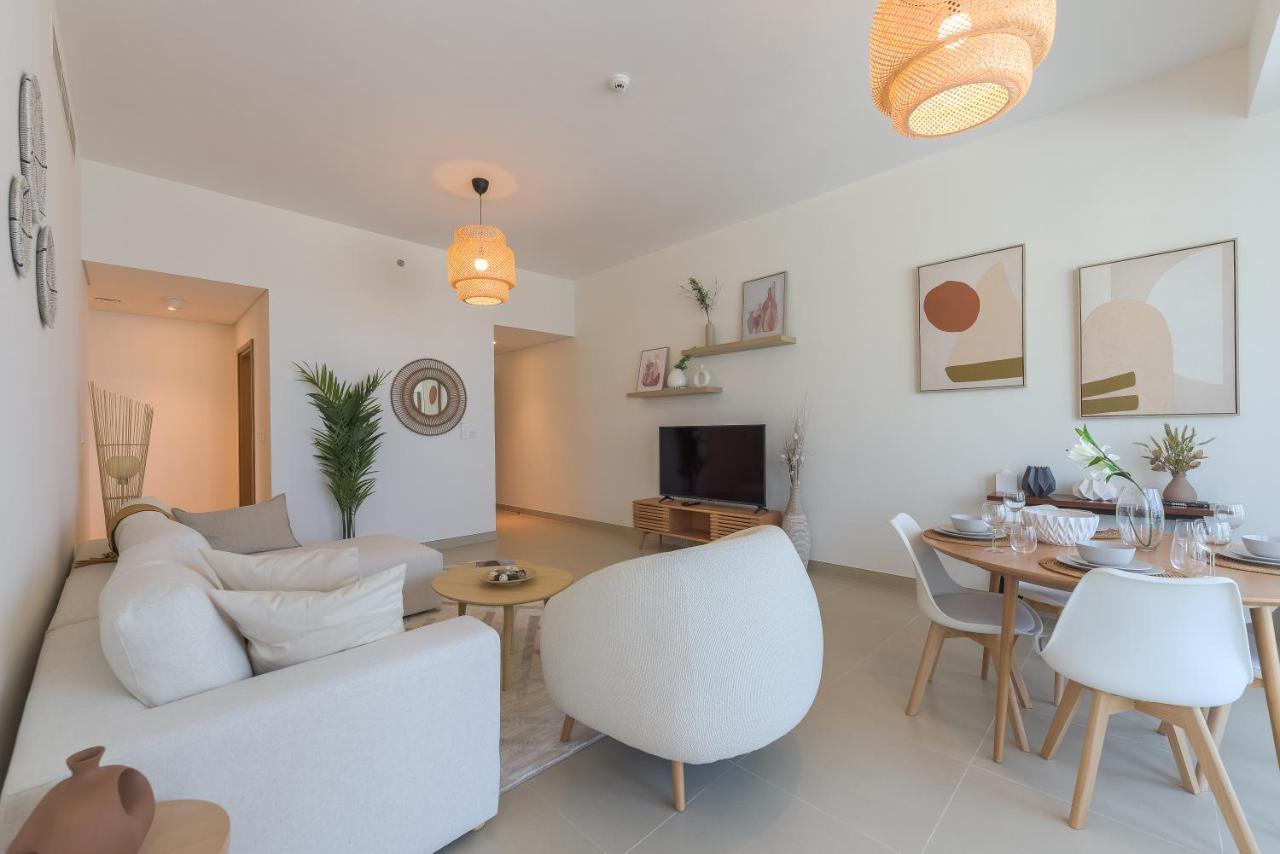 Eden's Homes & - 52-42 Emaar *