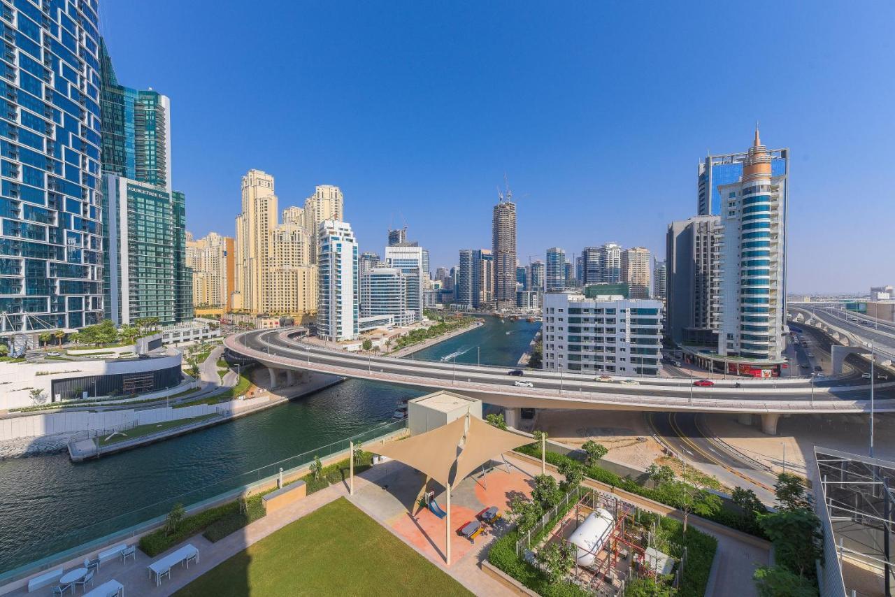 Eden's Homes & - 52-42 Emaar Apartment *