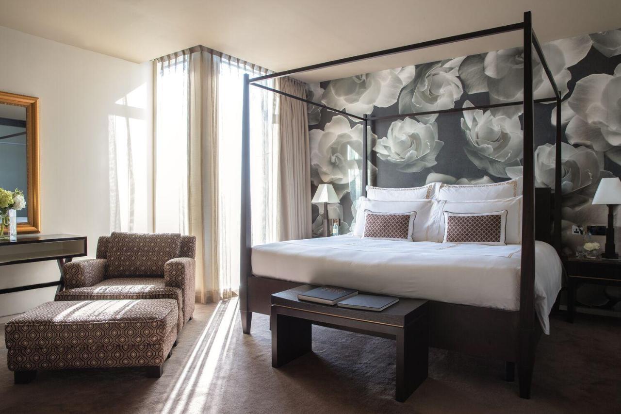 Jumeirah Emirates Towers 5*
