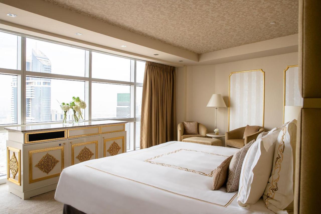 Jumeirah Emirates Towers Hotel