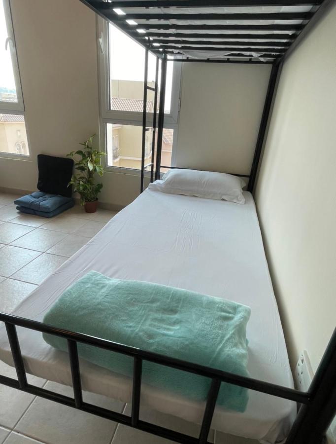 Albergue Expo Backpackers *
