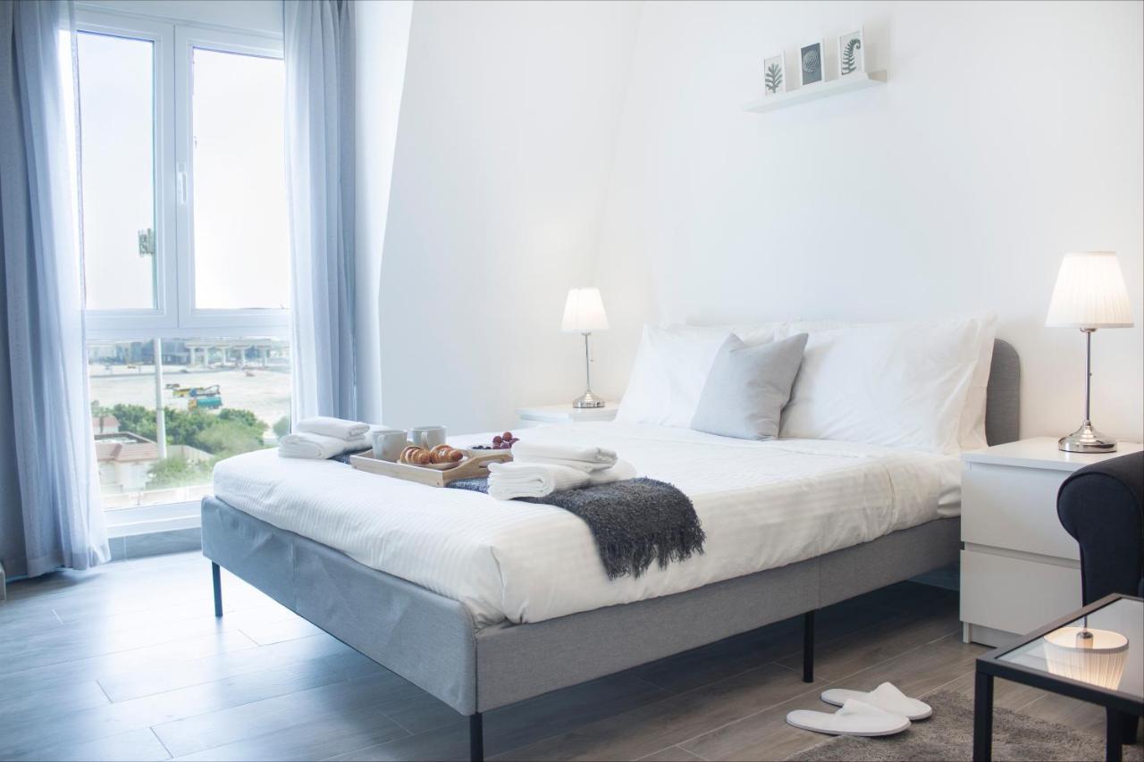 Apartment Luxe Studio Near Discovery Gardens Metro Station