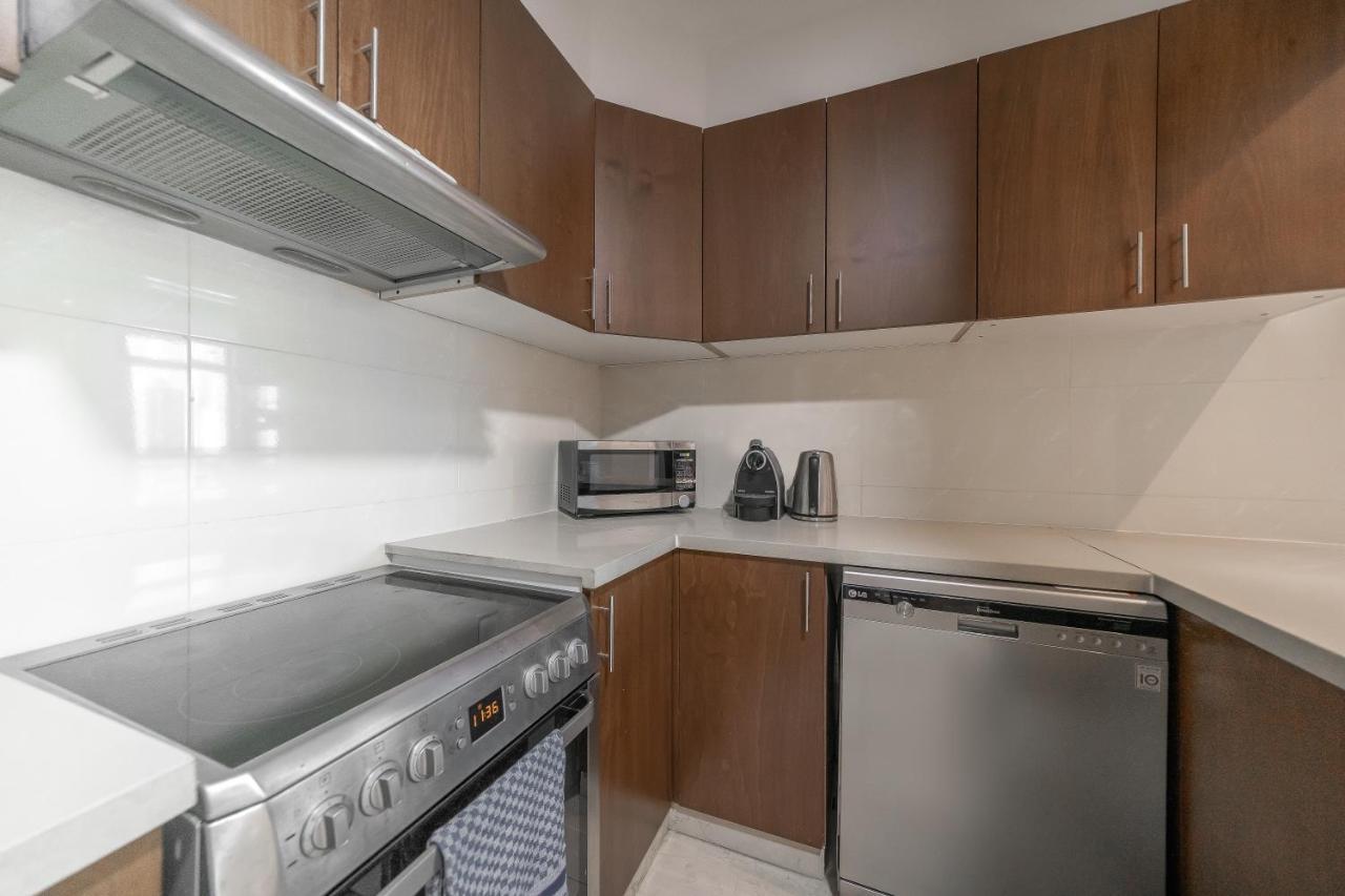 Daire Higuests - Spacious 1br In Marina With Amazing Views