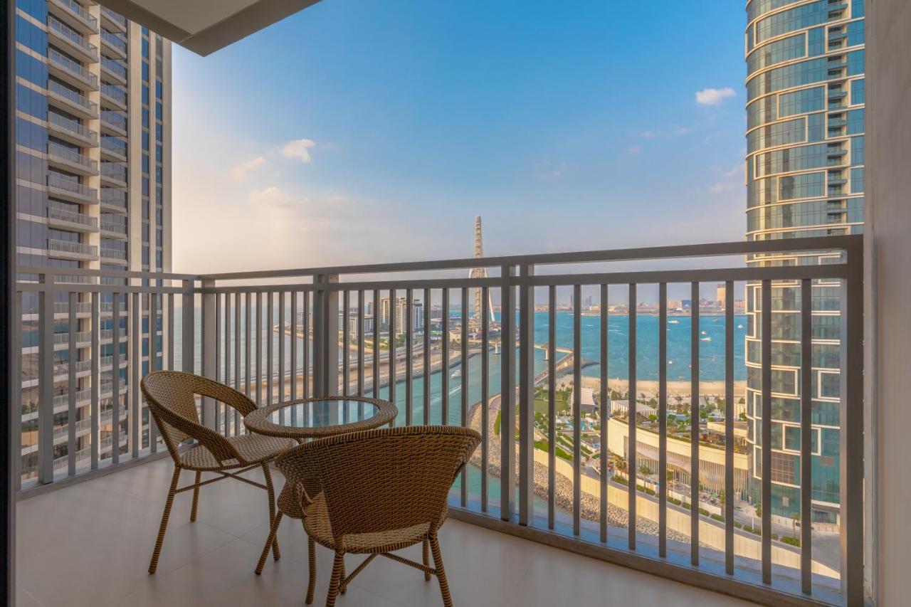 Eden's Homes & - 52-42 Emaar Apartment Dubai