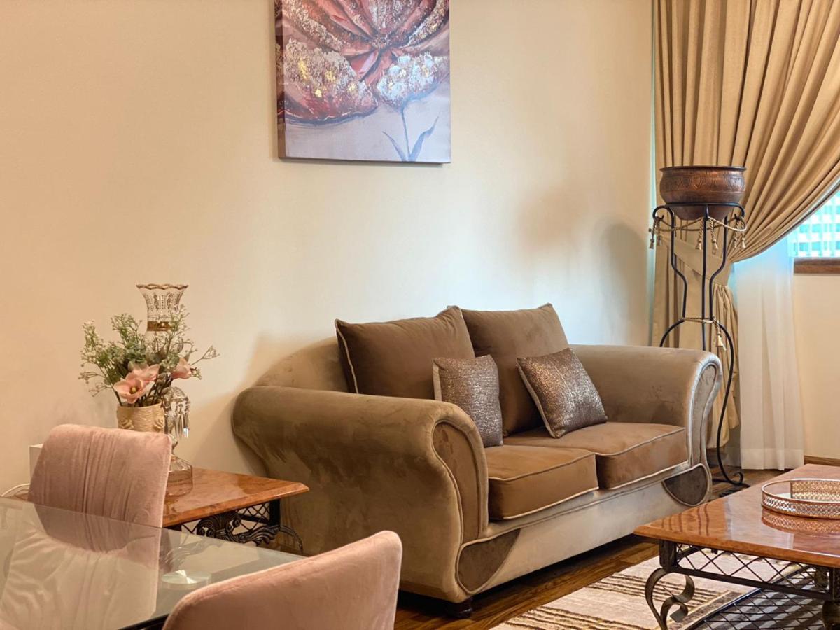 Durrani Homes - Cozy 1br At Nujoom Tower Besides Mall & Burj Khalifa Dubai