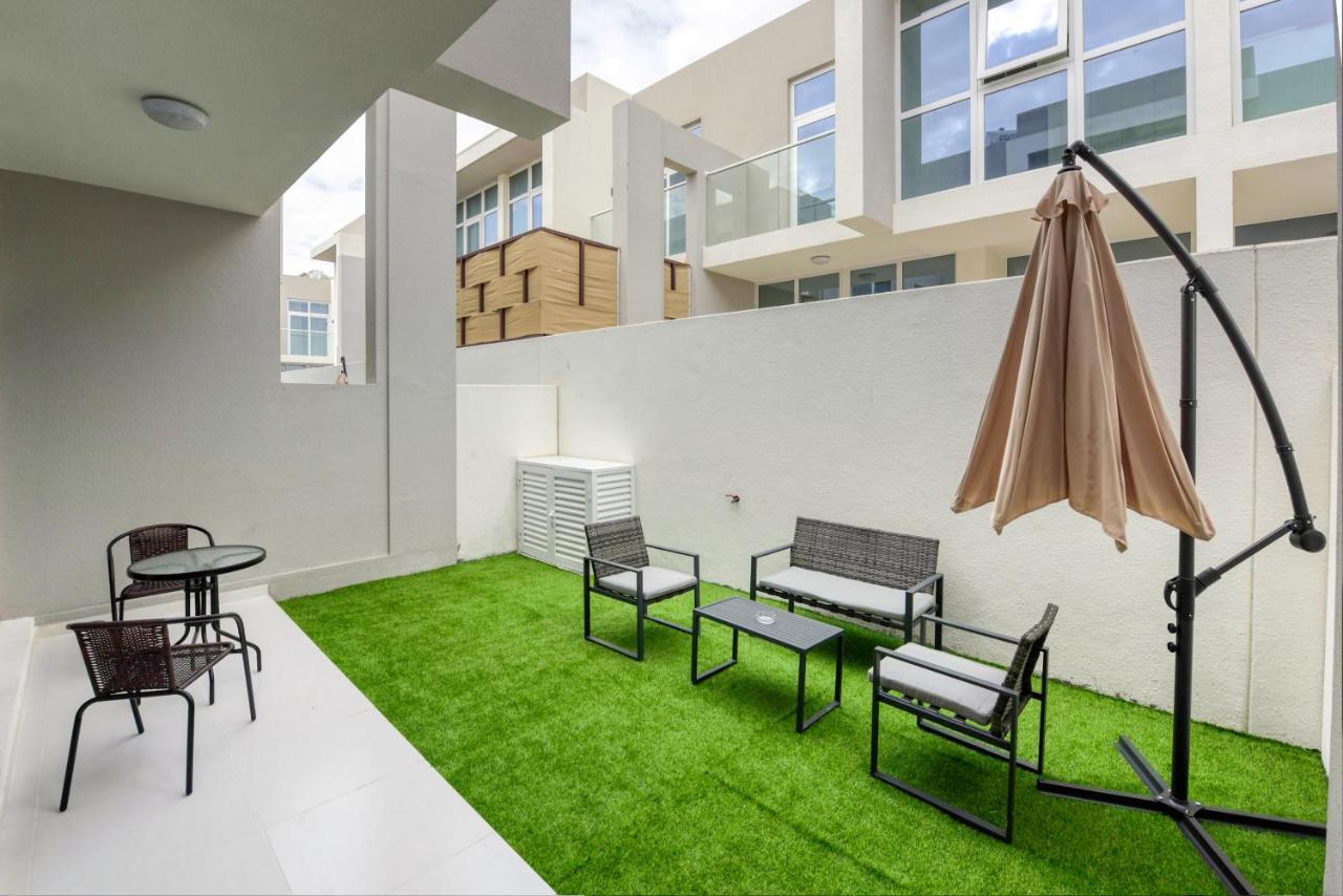 Charismatic 3br Townhouse At Damac Hills 2 Dubailand By Deluxe Homes Dubai