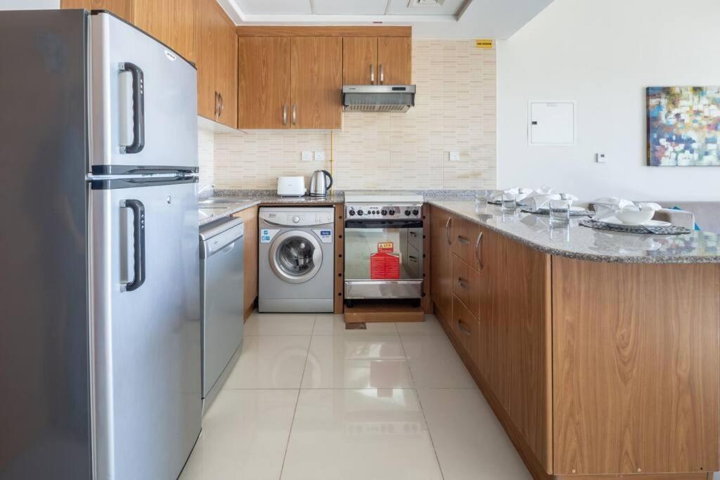 Apartment Frank Porter - Suburbia Dubai