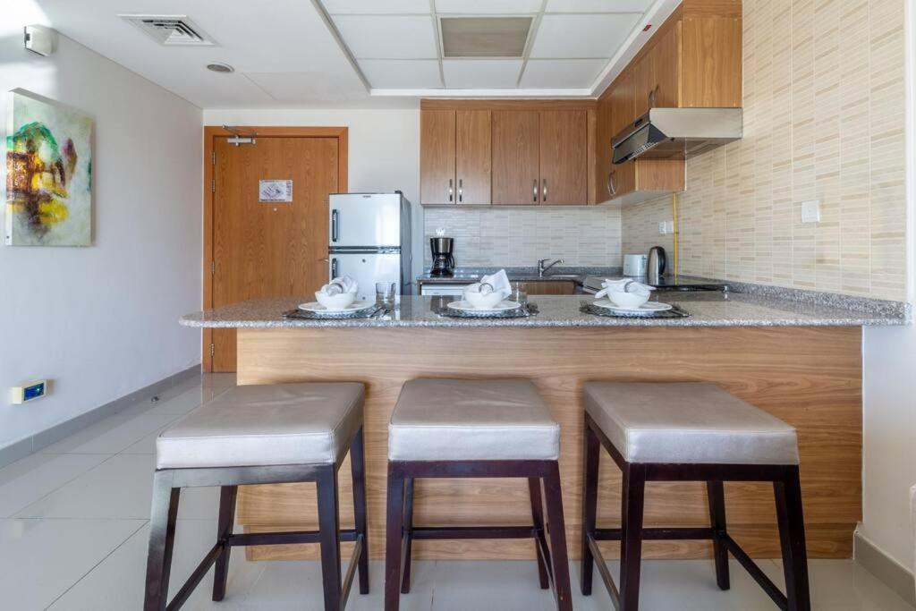 Apartment Frank Porter - Suburbia