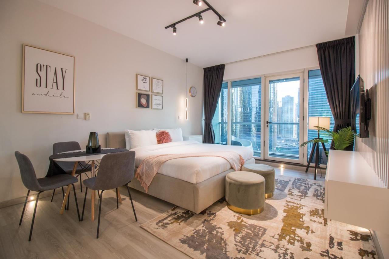 Apartment Walking Distance To Metro! Full Canal View *