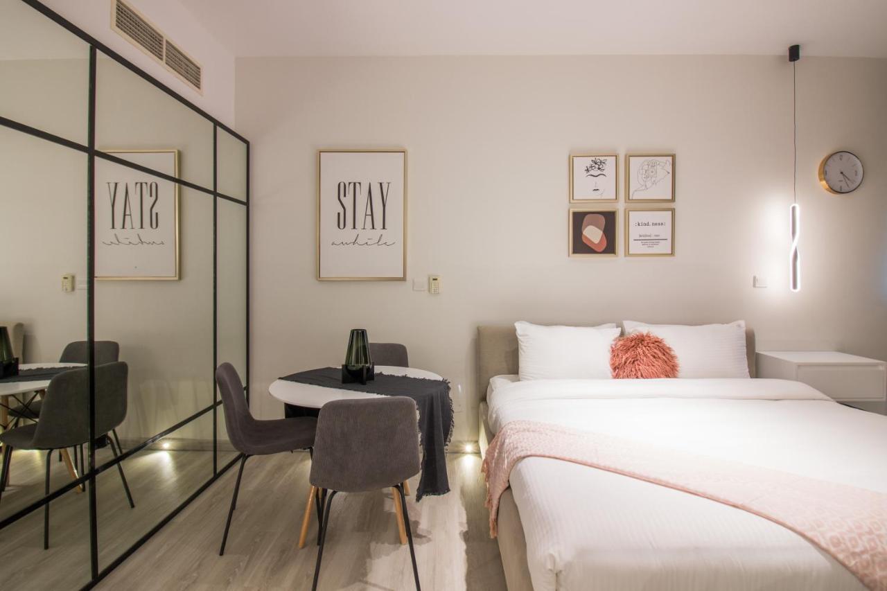 Apartment Walking Distance To Metro! Full Canal View *