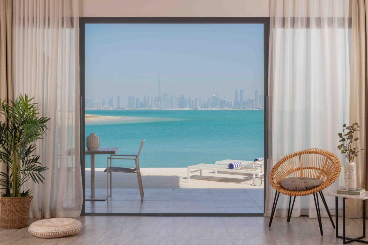 Anantara World Islands Resort