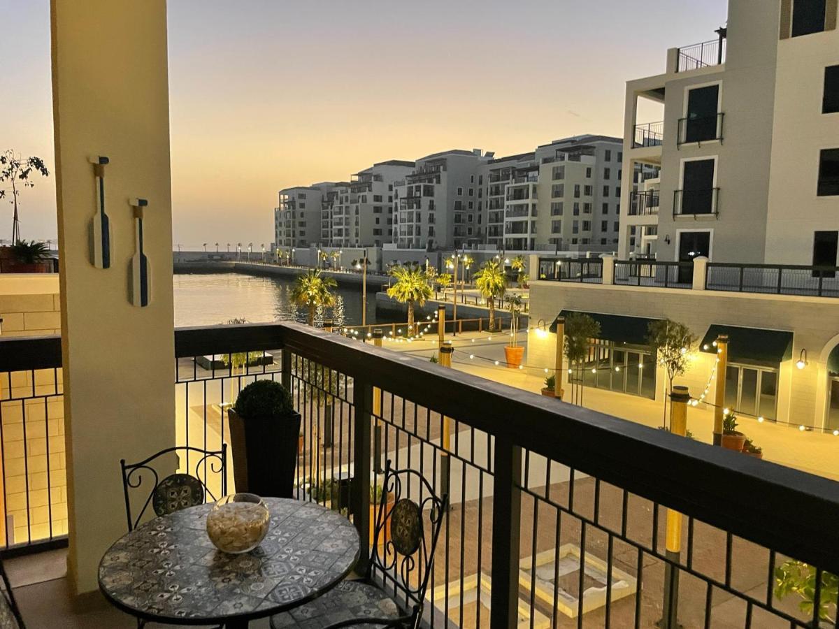 Ultimate - 4 Beds - La Mer - Sunset Marina View Apartment *