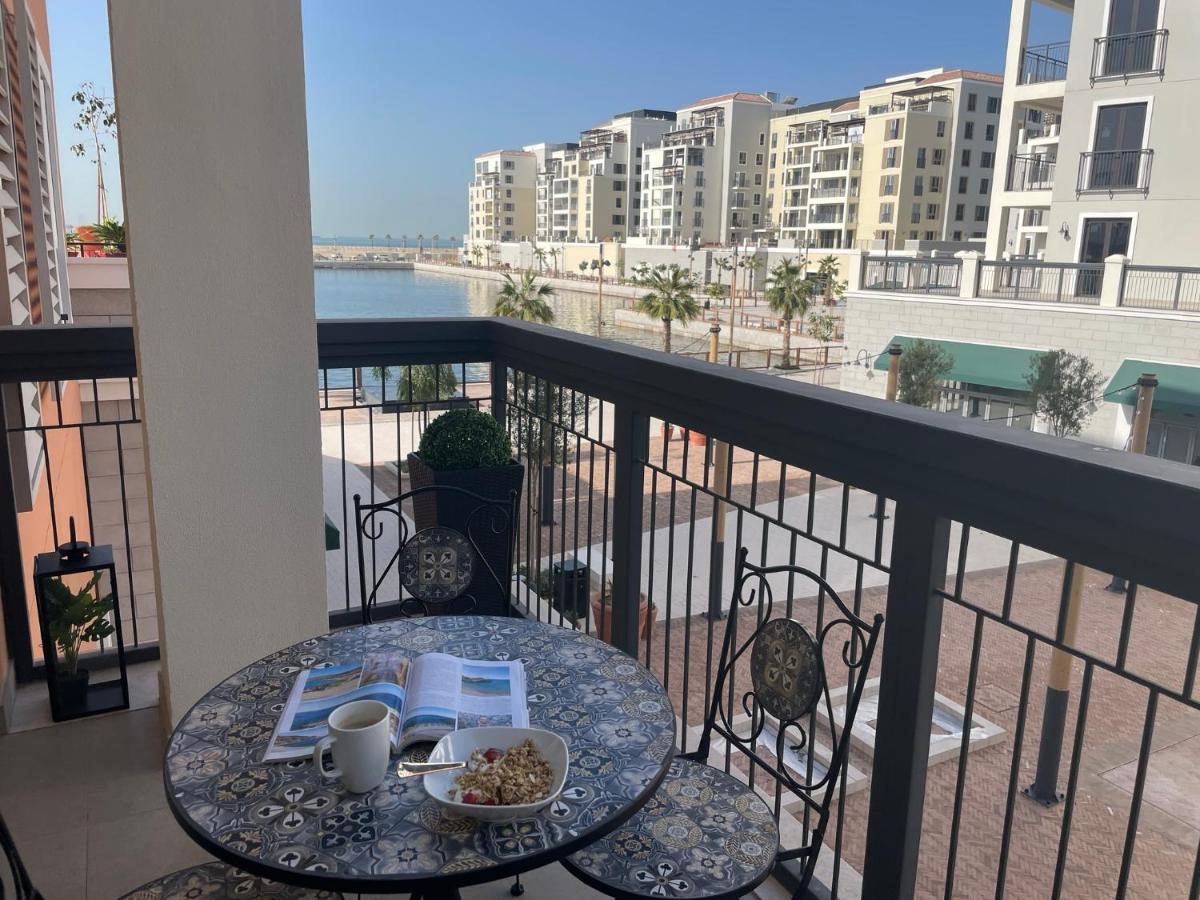 Apartment Ultimate - 4 Beds - La Mer - Sunset Marina View