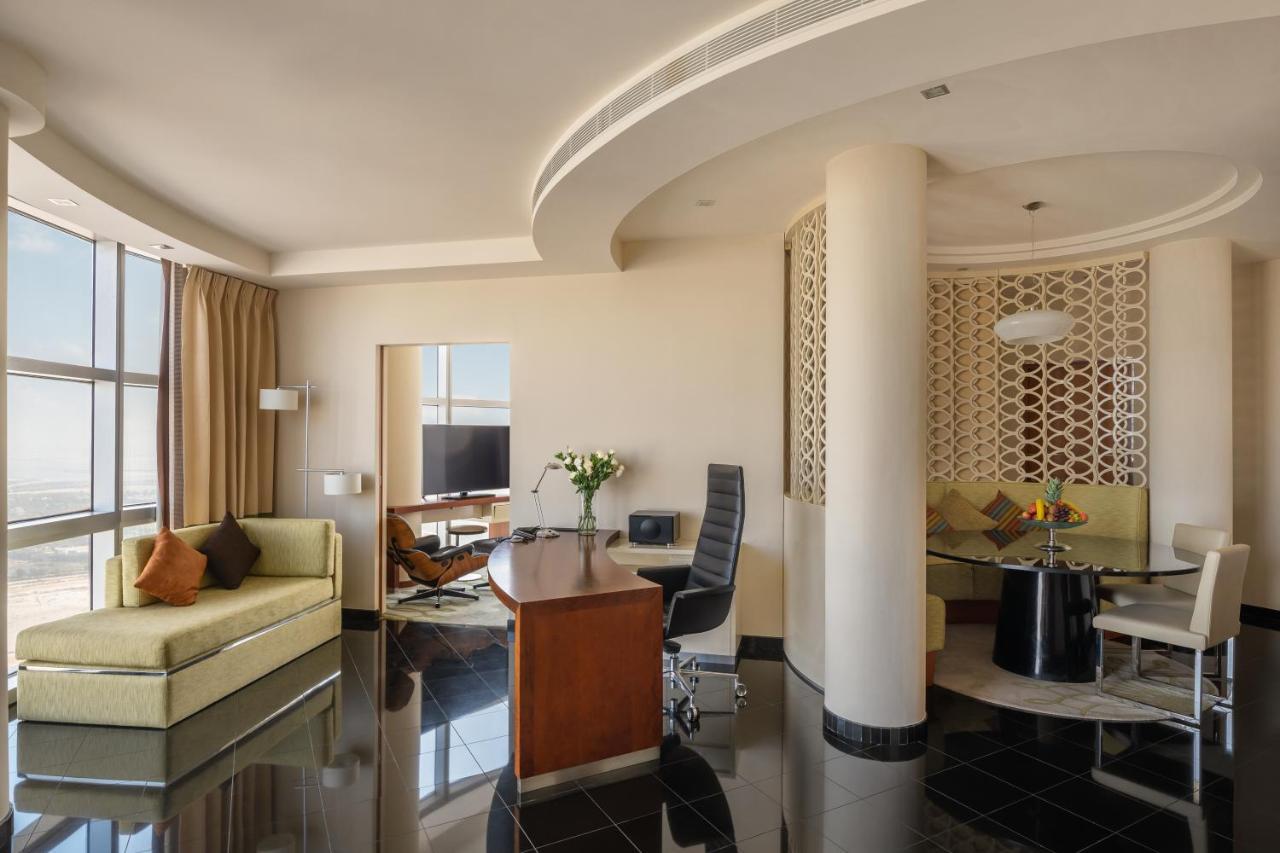 Hotel Jumeirah Emirates Towers 5*