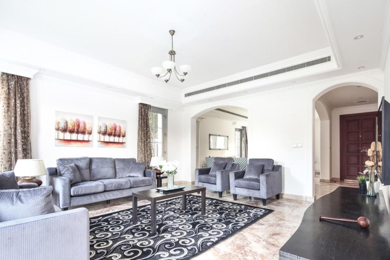 Villa Frank Porter - Arabian Ranches