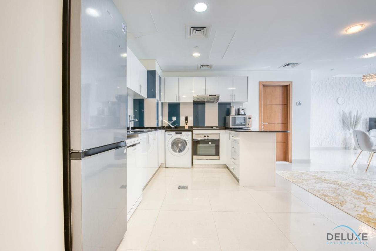 Ornate 2br At Ocean Heights Marina By Deluxe Dubai