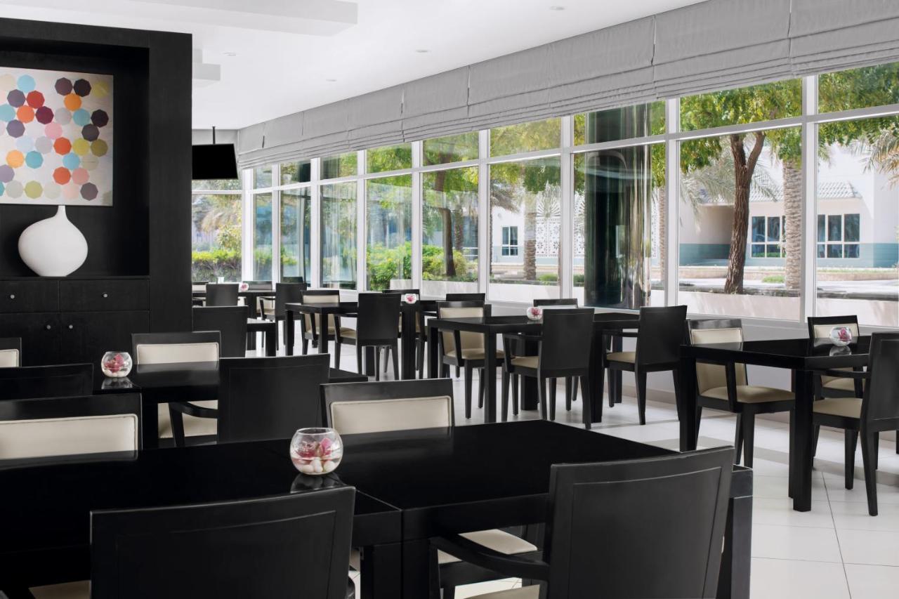 Hotel Express Internet By Ihg Dubai