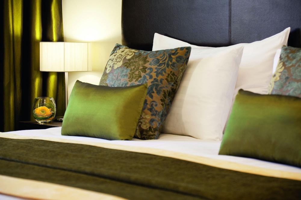 Moevenpick Al Mamzar Apart Otel Dubai
