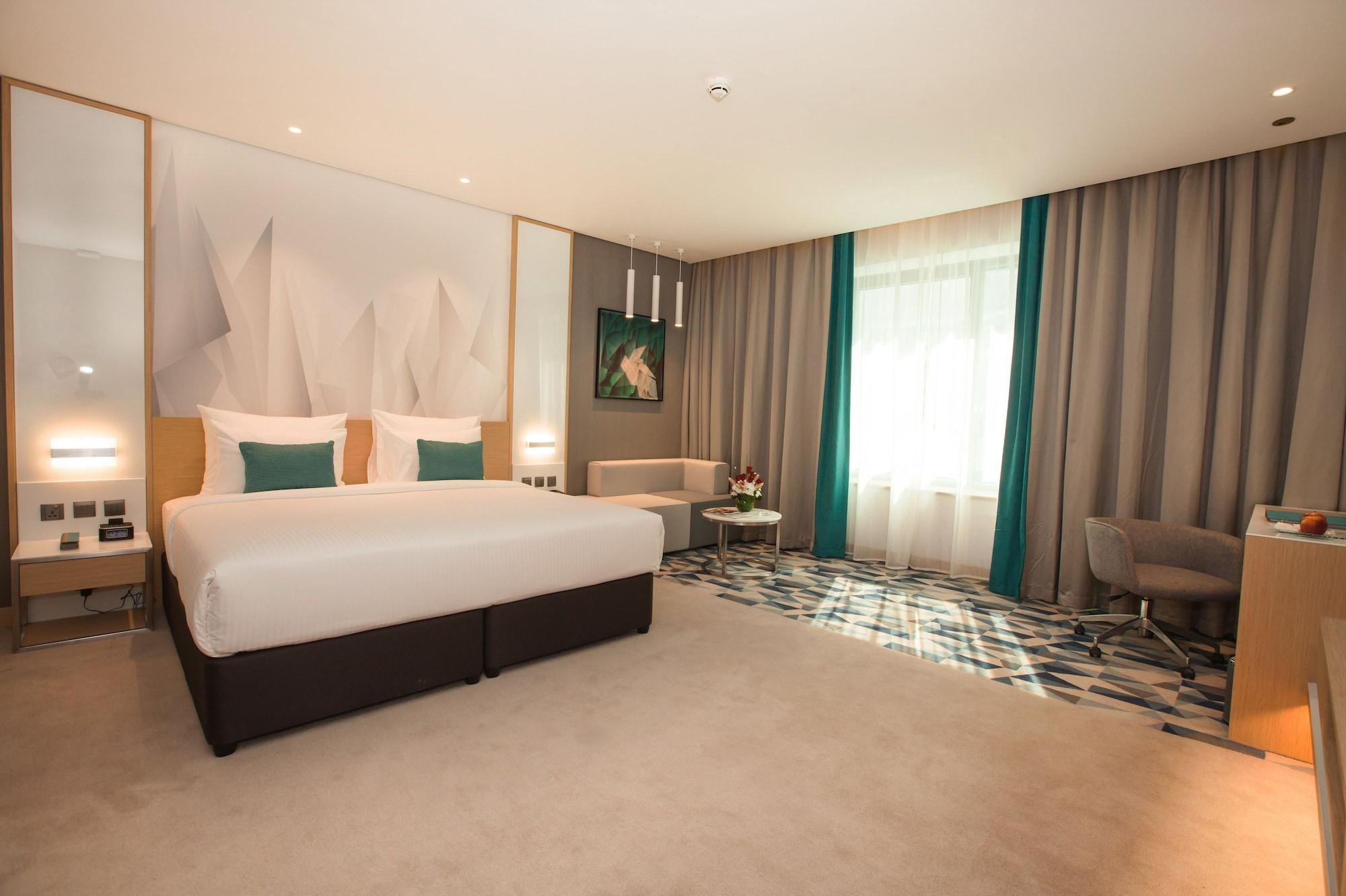 Flora Airport Hotel