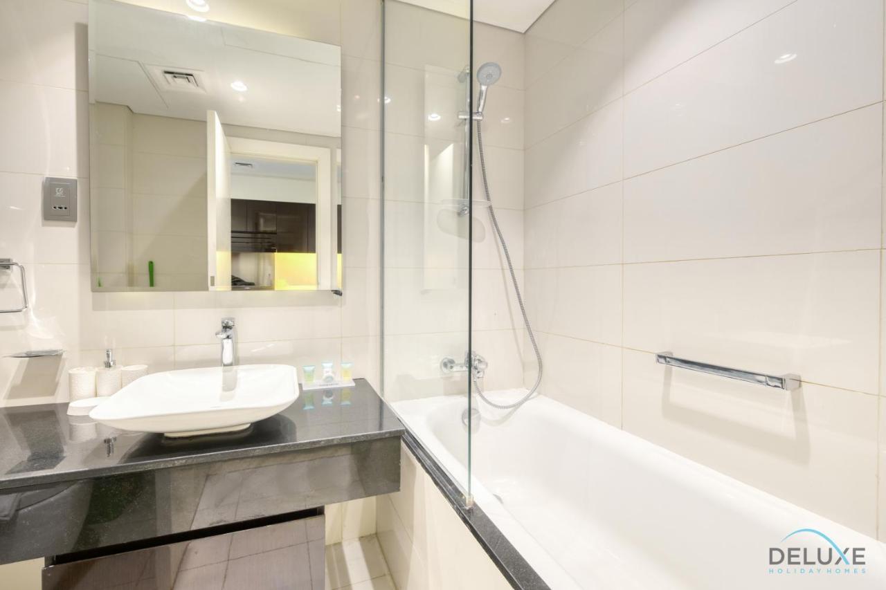 Restful Studio At Damac Majestine Business Bay By Deluxe Homes Apartment