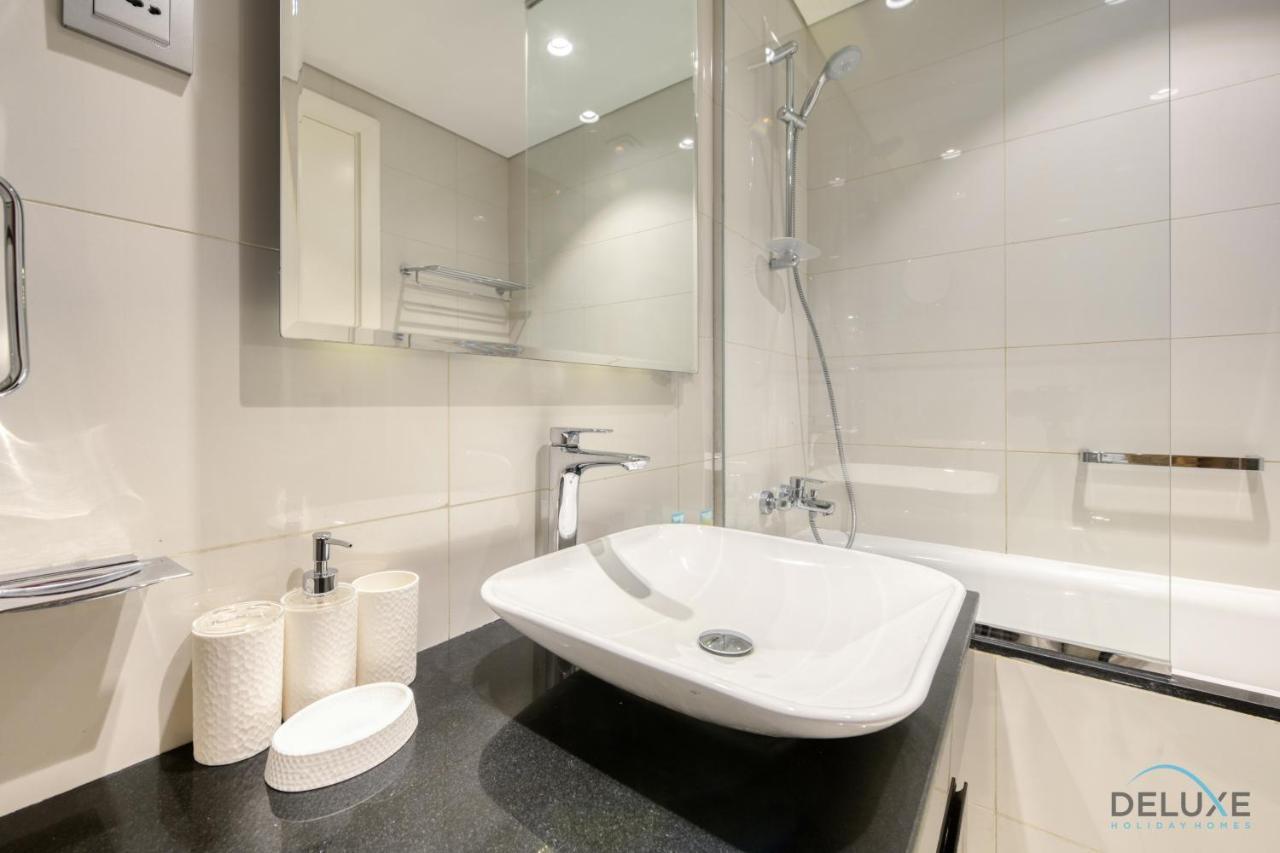 Apartment Restful Studio At Damac Majestine Business Bay By Deluxe Homes *