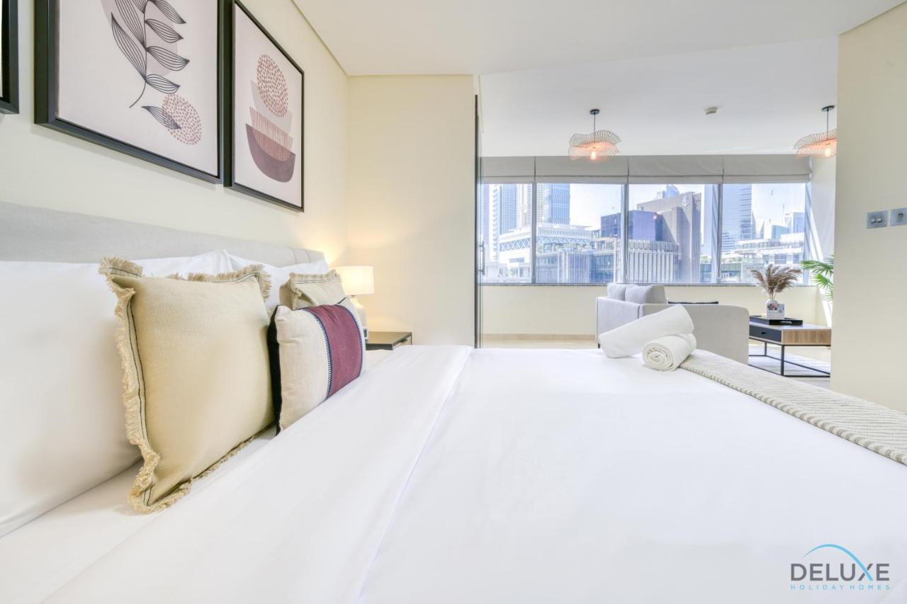 Apartment Special Offer Stylish 1br With Pool & Views By Deluxe Homes Dubai
