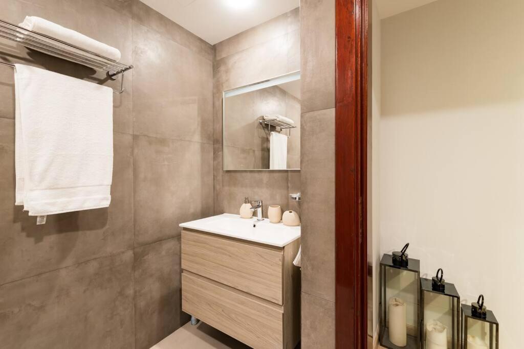 2br Vacation With Pool, Gym And Beach Access * Dubai