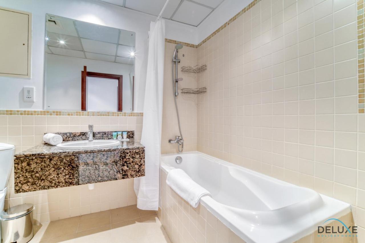 Daire Impeccable 2br At Bahar 2 Jbr By Deluxe Homes