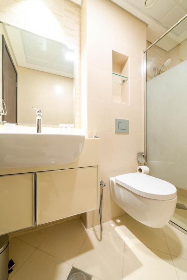 Oyo 590 Najma Tower, One Bedrooms Apartments, Sports Konukevi Dubai