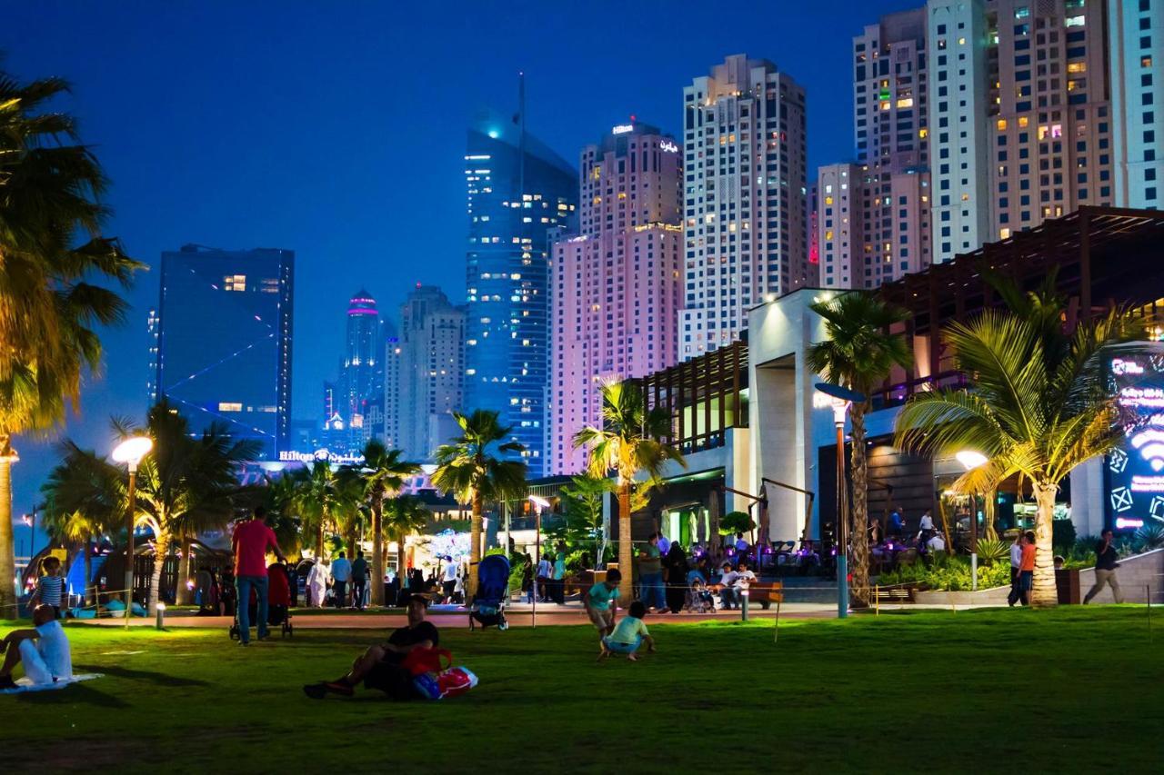 Homestar, Jumeirah - Jbr - Pool, Beach, Metro Hostel *