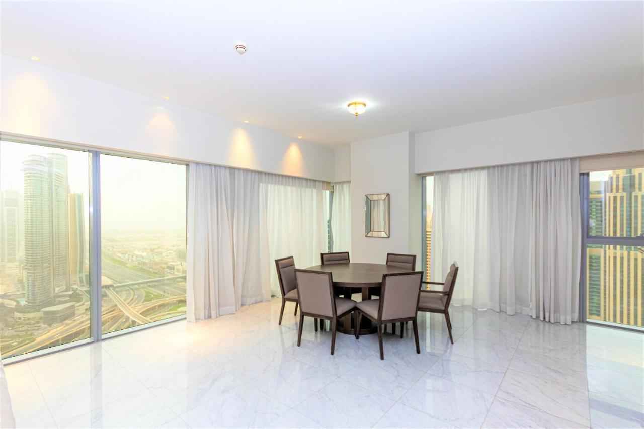Luxury Dowtown Apt With Stunning Skyline Views Apartment Dubai