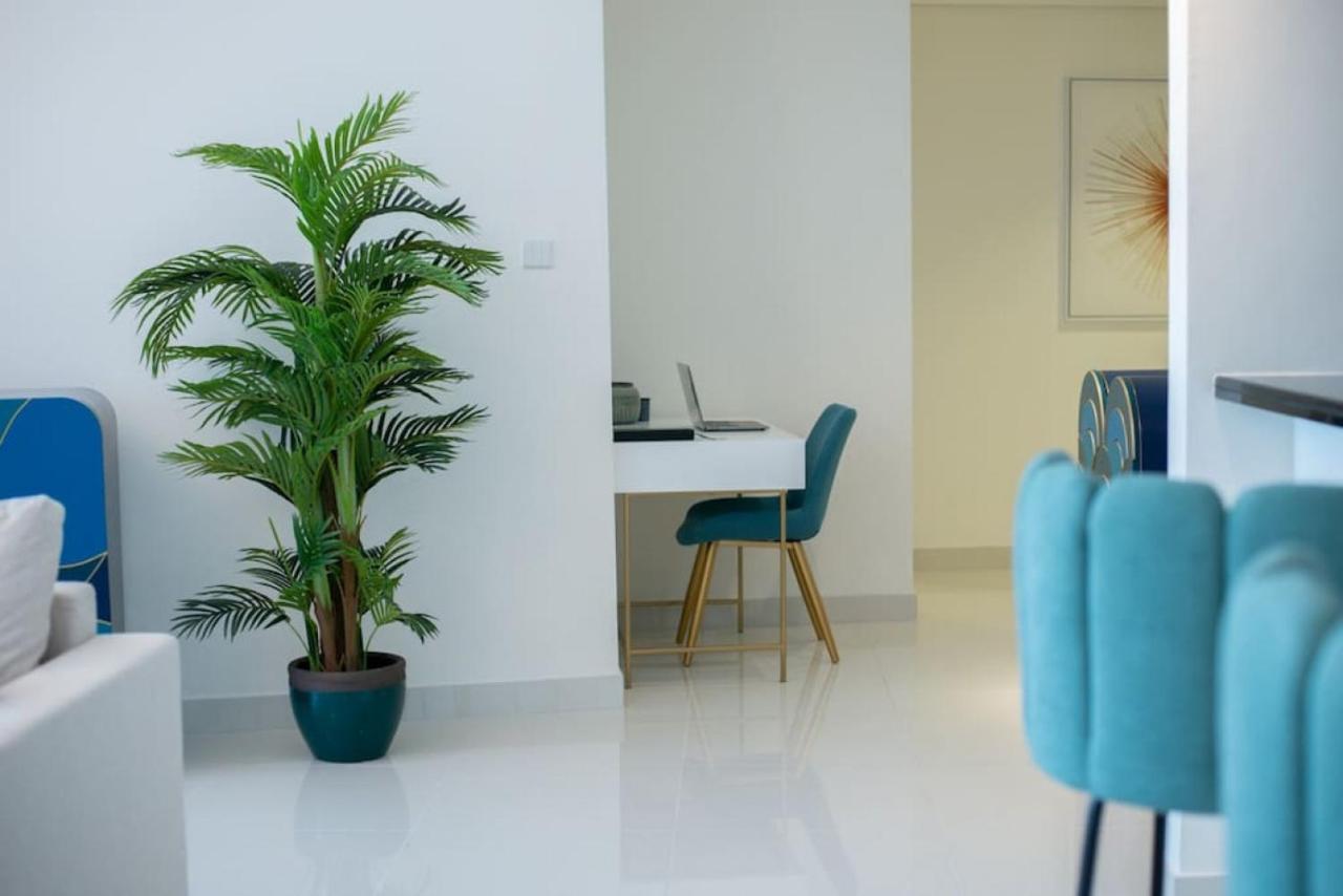 Blue Dream With Harbour View In Marina * Dubai