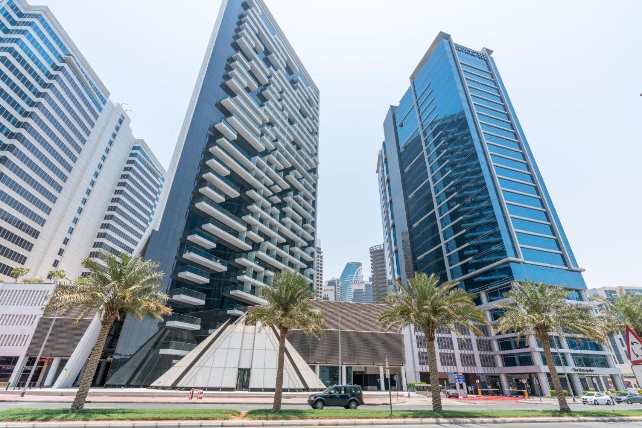 Ultimate / 4 Beds / Burj Khalifa View / Ultra Modern / Business Bay Apartment *