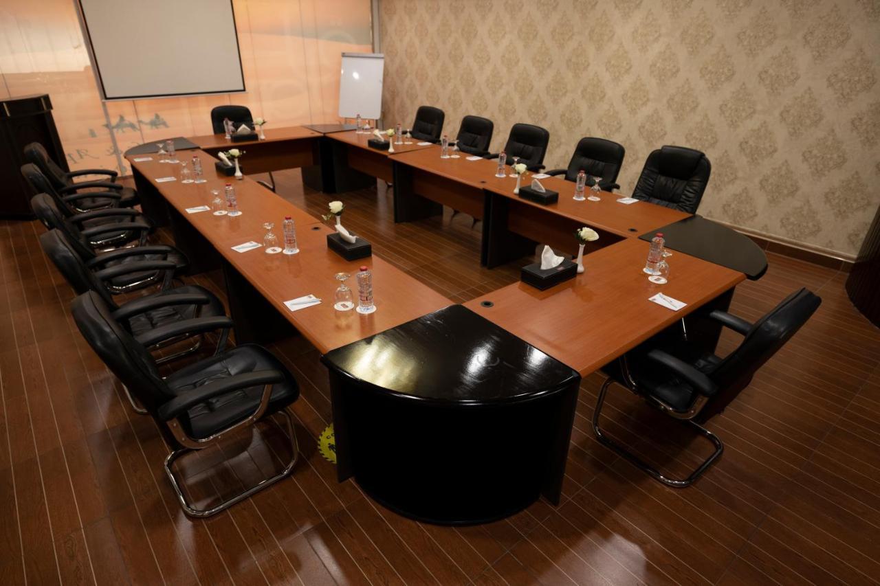 Aparthotel Al Jawhara 4*