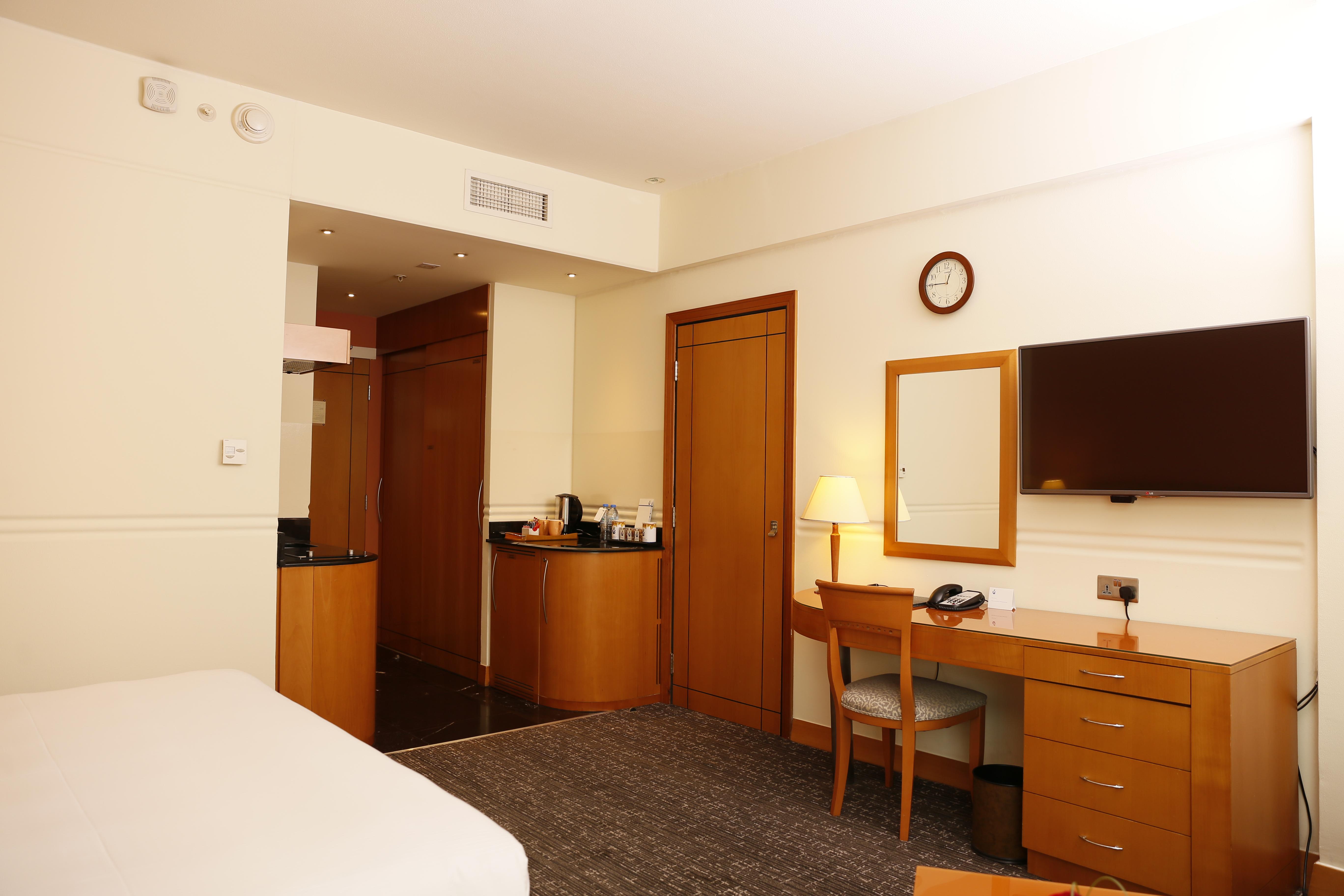Hotel J5 - Port Saeed Dubai