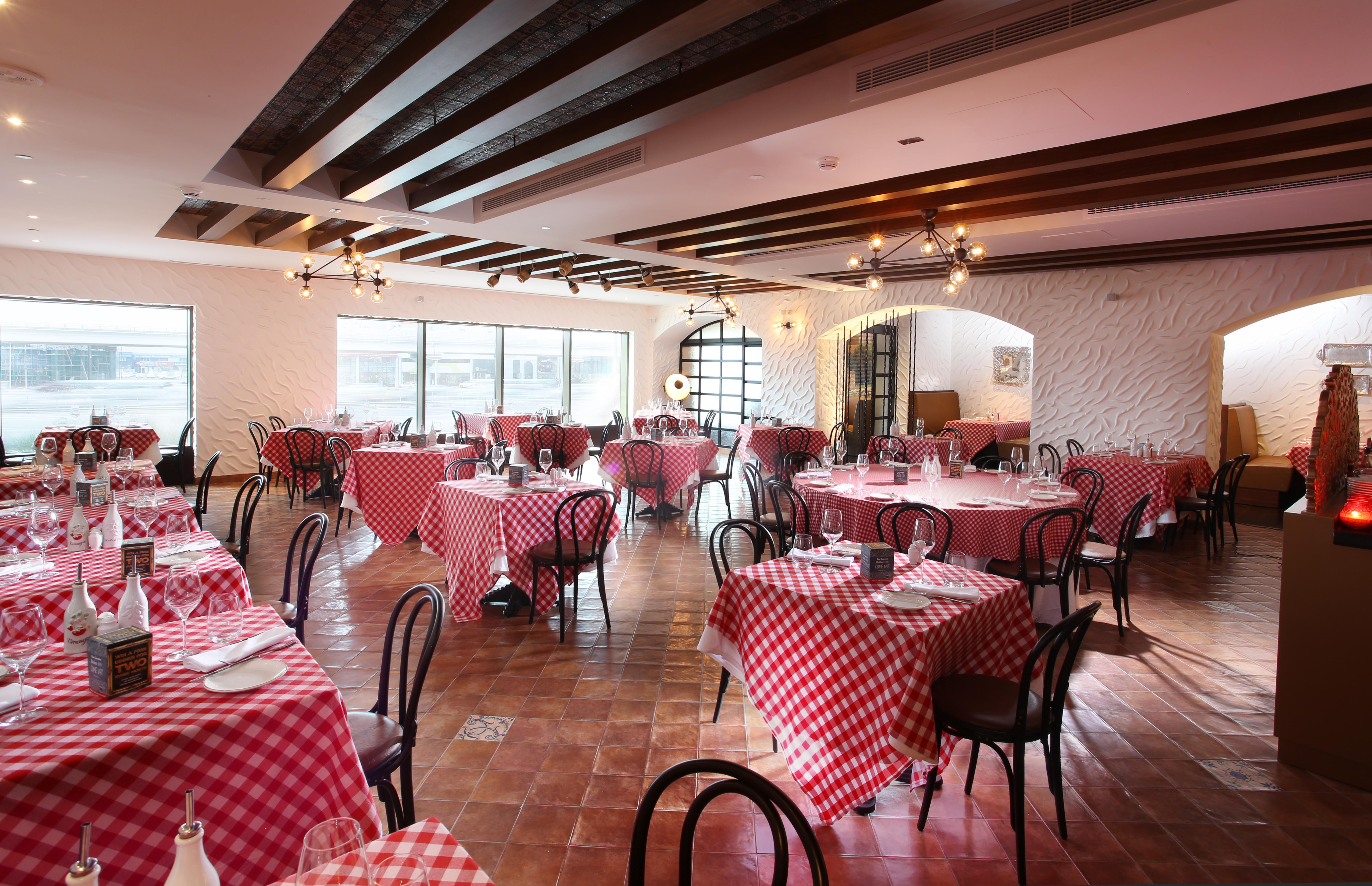 Metropolitan Hotel 4*