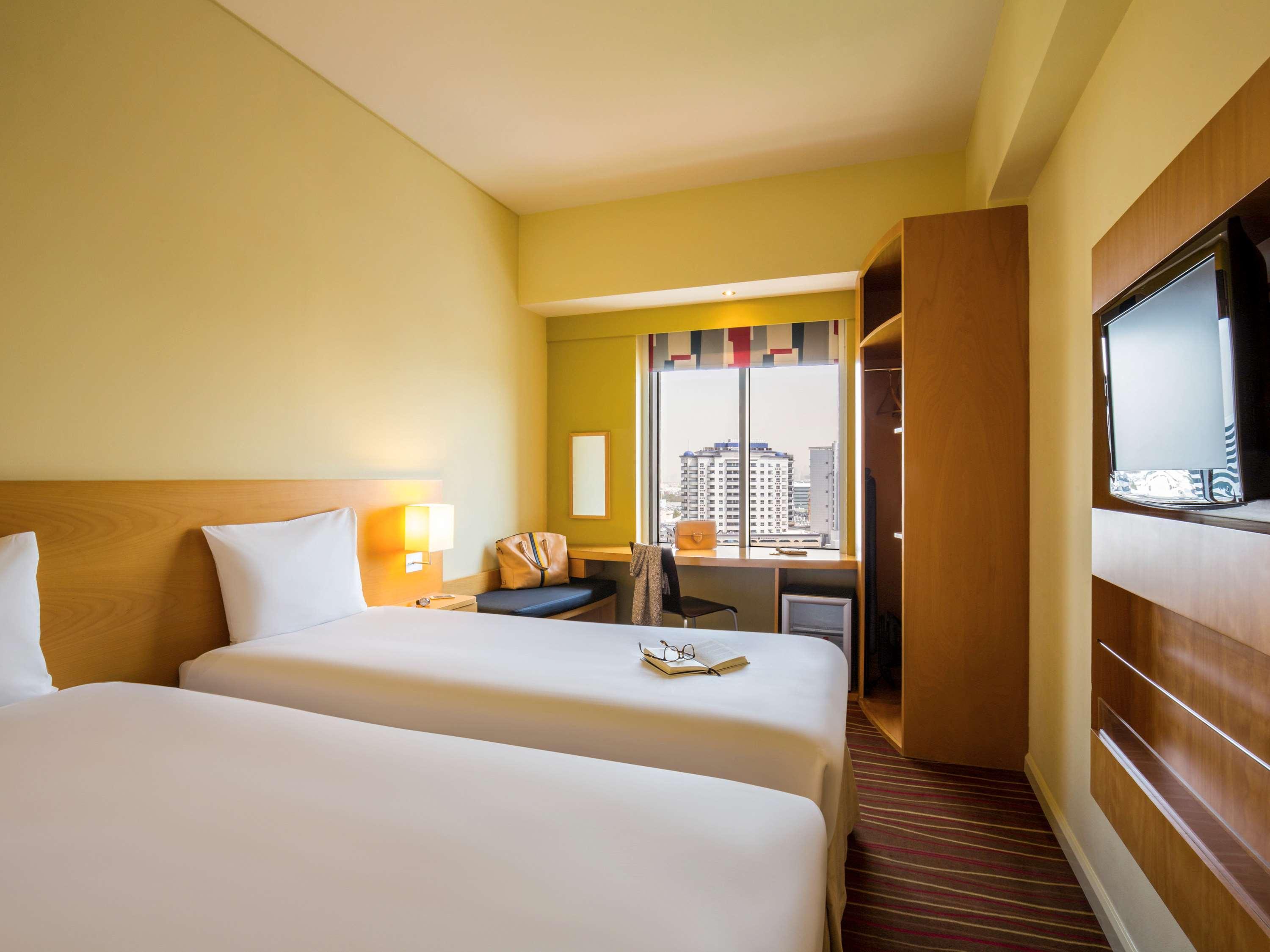 Ibis Deira Creekside 3*