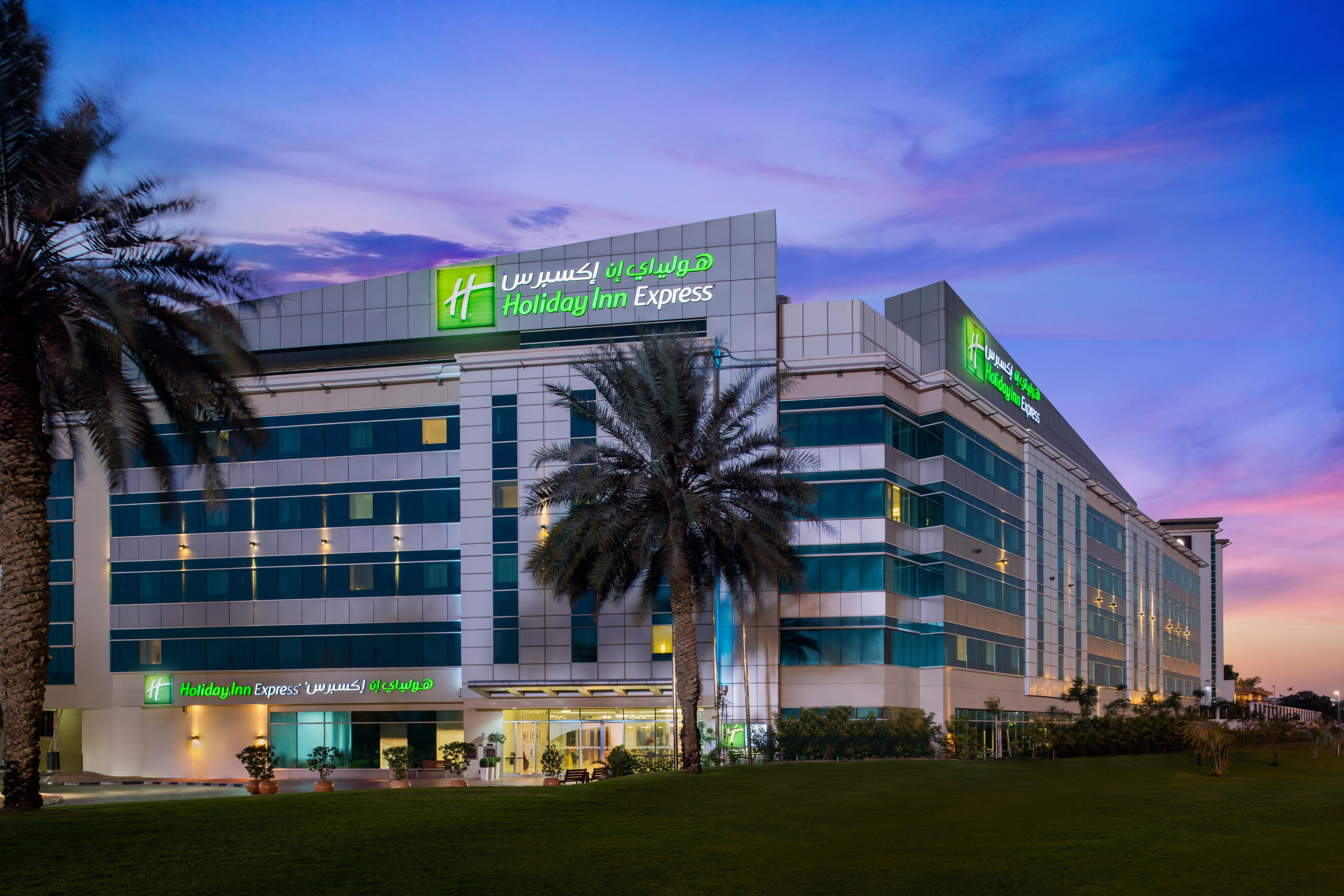 Express Airport By Ihg Hotel Dubai